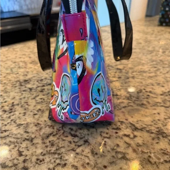 dELiA*s Colorful Graphic Tote with Black Handles - Picture 4 of 7